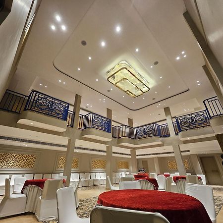 Virasat Villa & Banquet Hall 칸푸르 외부 사진
